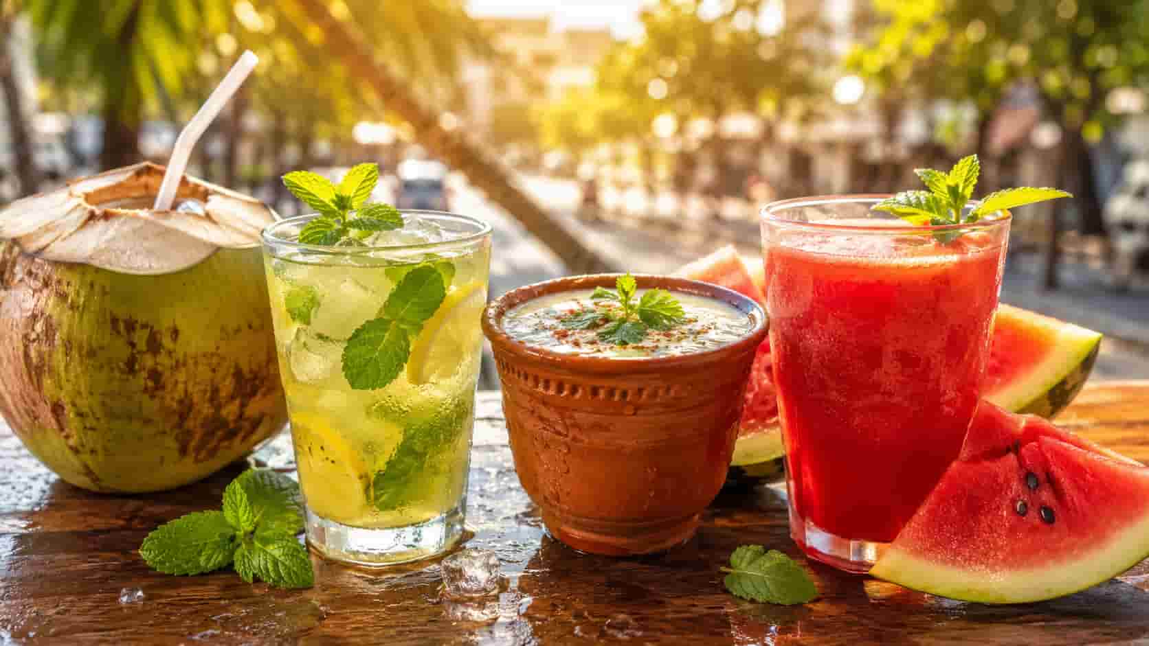 Heatwave में लोग ठंडे पानी से ज्यादा इन 5 Summer Drinks को क्यों चुन रहे हैं?